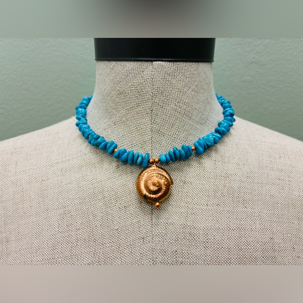 Blue Turquoise and pure copper Shell Pendant Necklace